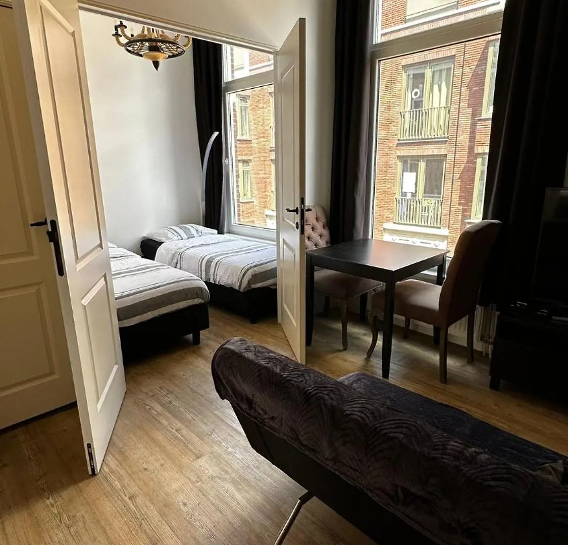 Rotterdam Inn