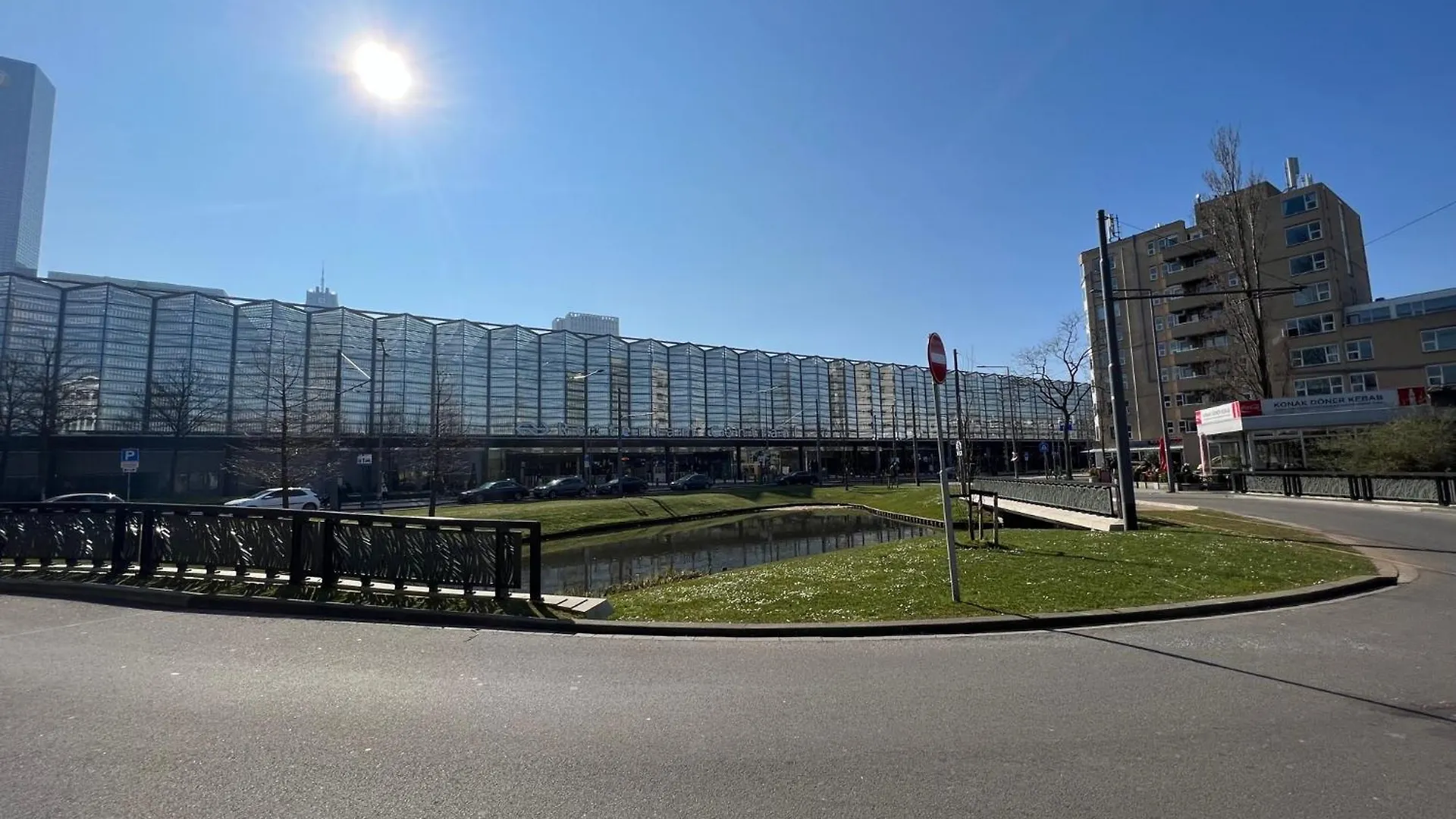 Rotterdam Inn